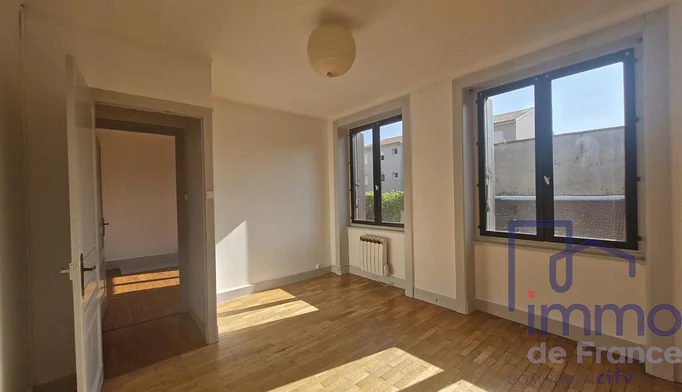 Appartement 4 pièces à vendre à Saint-Étienne (42000) - photo 3