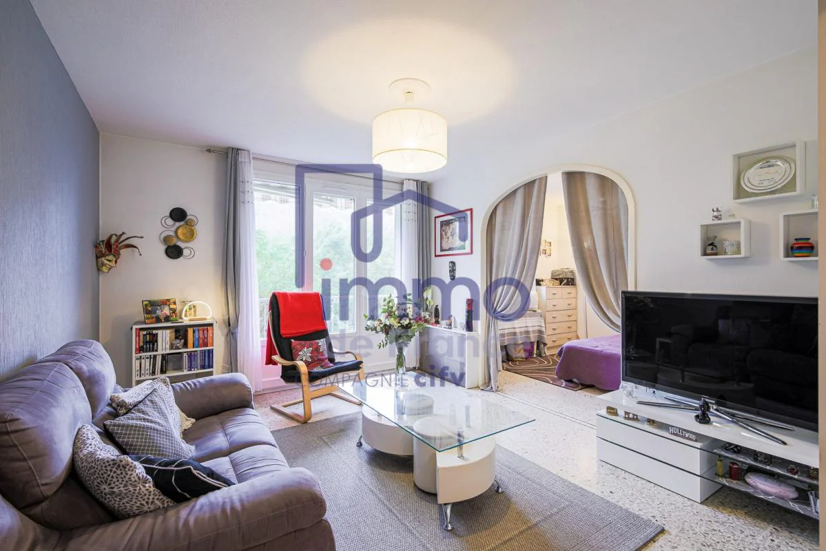 Appartement 3 pièces à vendre au Pont-de-Claix (38800) - photo 2