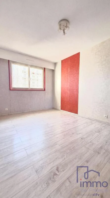 Appartement 5 pièces à vendre à Saint-Étienne (42000) - photo 12