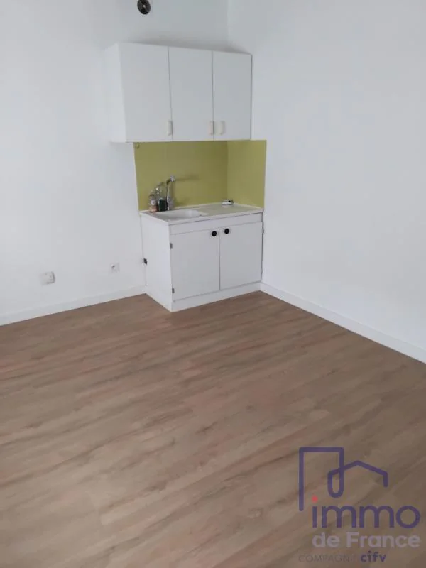 Appartement 2 pièces à vendre à Panissières (42360) - photo 2