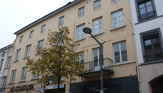 Parking / Box à louer à Lyon (69009) - photo 1