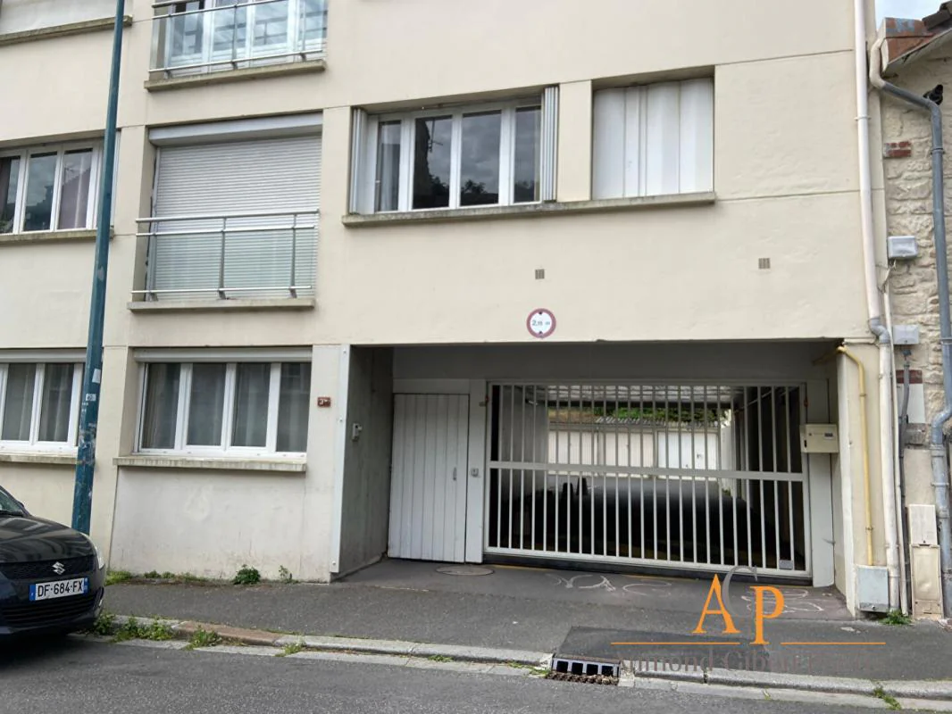 Parking / Box à louer à Caen (14000) - photo 4