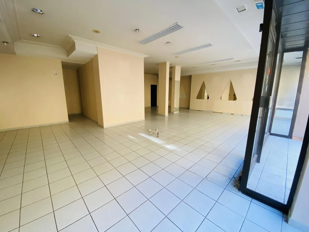 Bureau à louer à Rodez (12000) - photo 6
