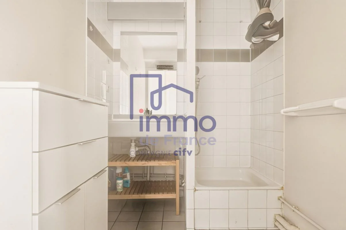 Appartement 1 pièce à vendre à Lyon (69007) - photo 3