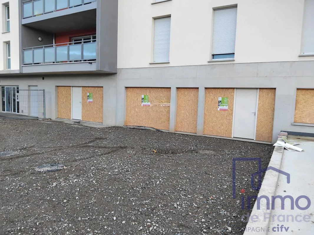 Bureau à vendre à Savigneux (42600) - photo 2