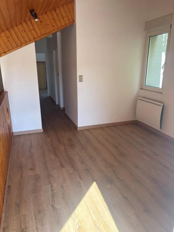 Maison 5 pièces à louer à Damery (51480) - photo 7