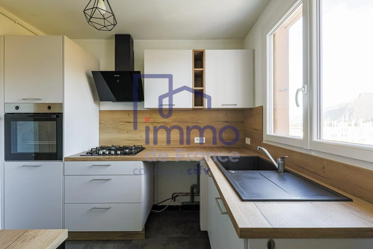Appartement 4 pièces à vendre à Fontaine (38600) - photo 8