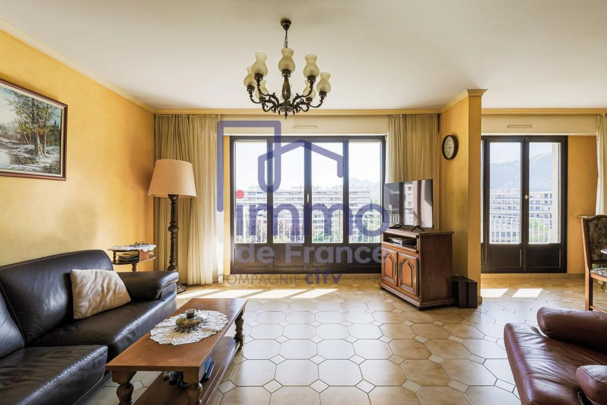 Appartement 5 pièces à vendre à Échirolles (38130) - photo 5
