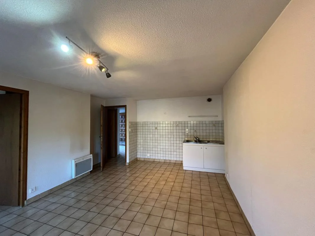 Appartement 3 pièces à louer à Chanac (48230) - photo 2