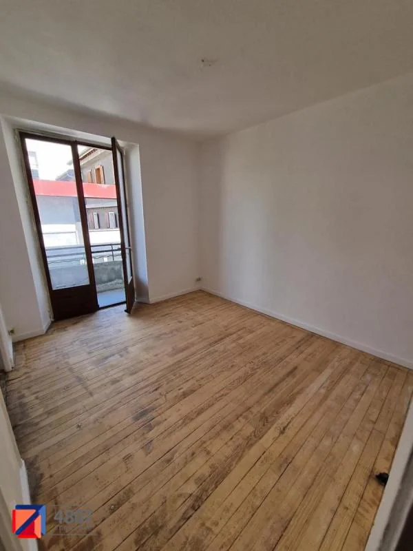 Appartement 2 pièces à louer à Cluses (74300) - photo 1