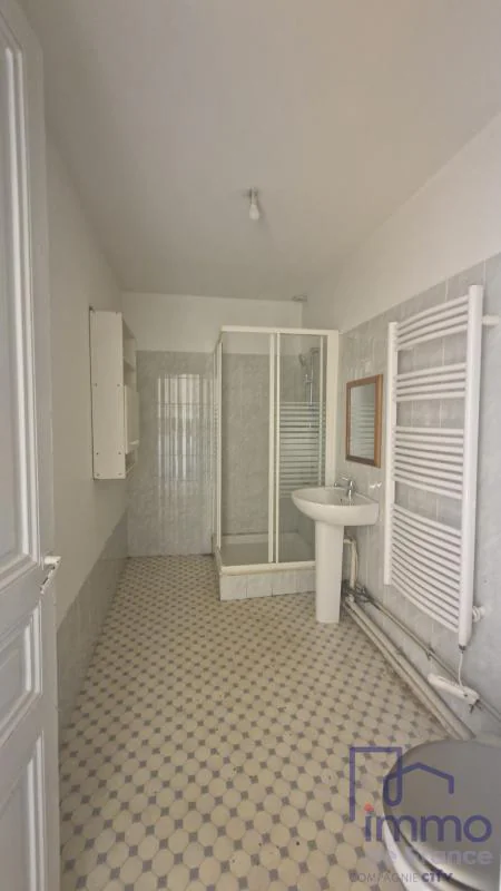 Appartement 4 pièces à vendre à Saint-Étienne (42000) - photo 6