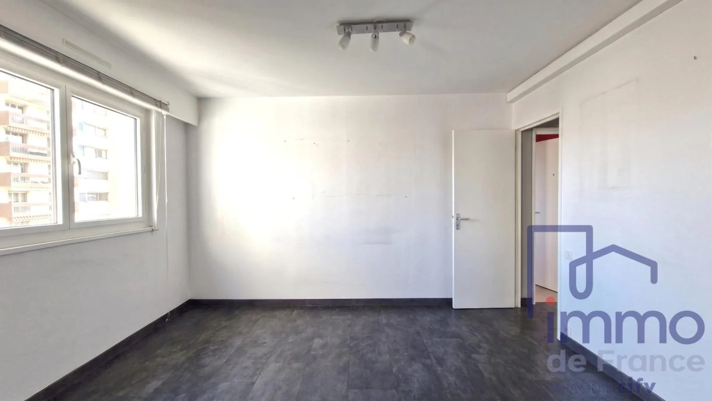 Appartement 5 pièces à vendre à Saint-Étienne (42000) - photo 10