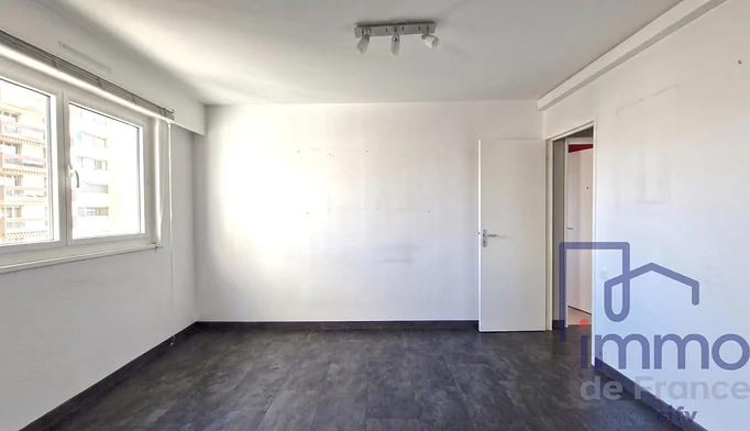 Appartement 5 pièces à vendre à Saint-Étienne (42000) - photo 10