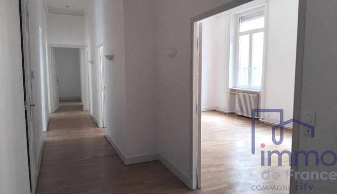Appartement 4 pièces à vendre à Saint-Étienne (42000) - photo 3