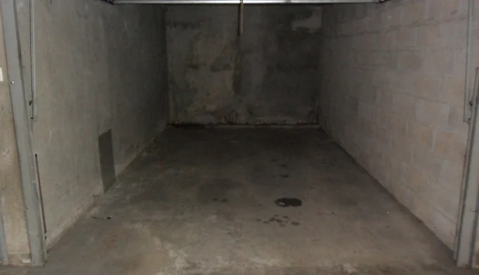 Parking / Box à louer à Mâcon (71000) - photo 2