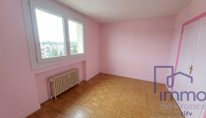 Appartement 4 pièces à vendre à Saint-Étienne (42000) - photo 7