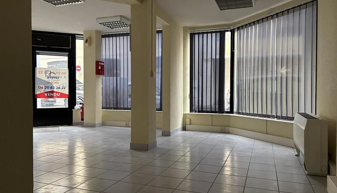 Bureau à vendre à Romans-sur-Isère (26100) - photo 4