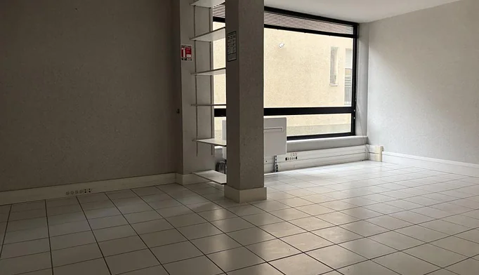Bureau à vendre à Romans-sur-Isère (26100) - photo 3