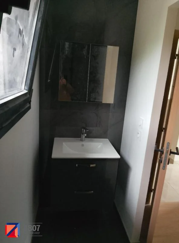 Maison 4 pièces à louer à Cluses (74300) - photo 6