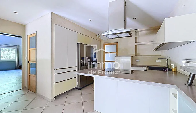 Maison 7 pièces à vendre à Valserhône (01200) - photo 2