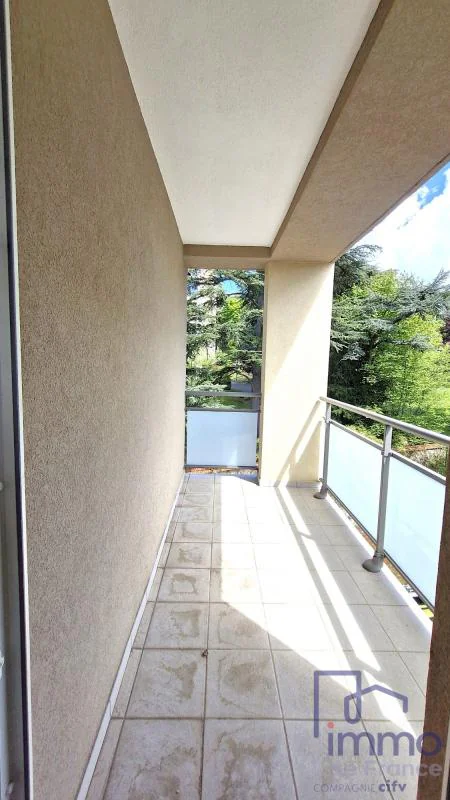 Appartement 5 pièces à vendre à Saint-Étienne (42100) - photo 2