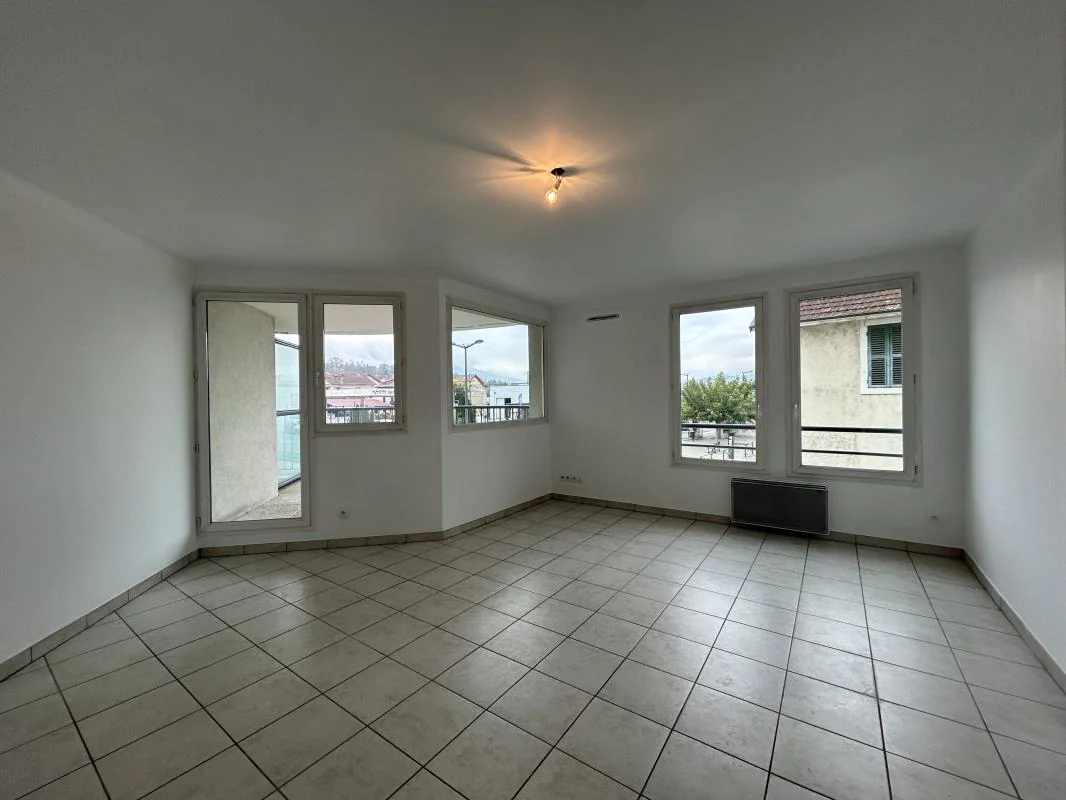 Appartement 3 pièces à louer à Aix-les-Bains (73100) - photo 3