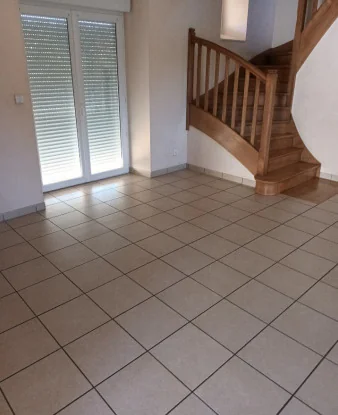 Maison 4 pièces à louer à Agen-d'Aveyron (12630) - photo 3