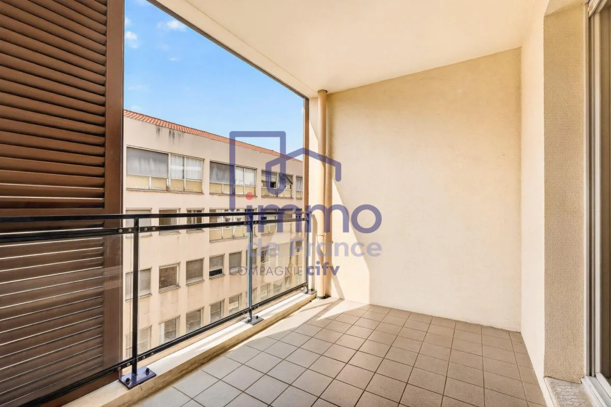 Appartement 3 pièces à vendre à Lyon (69007) - photo 1