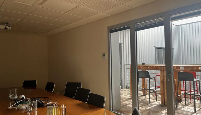 Bureau à louer à Châtenoy-le-Royal (71880) - photo 1