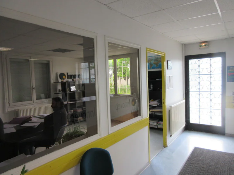 Bureau à louer à Rodez (12000) - photo 8