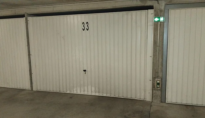 Parking / Box à louer à Lyon (69005) - photo 3
