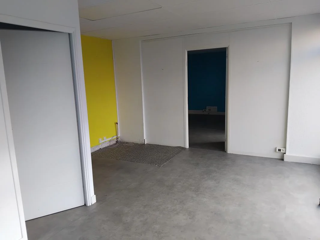 Bureau à louer à Lyon (69003) - photo 7