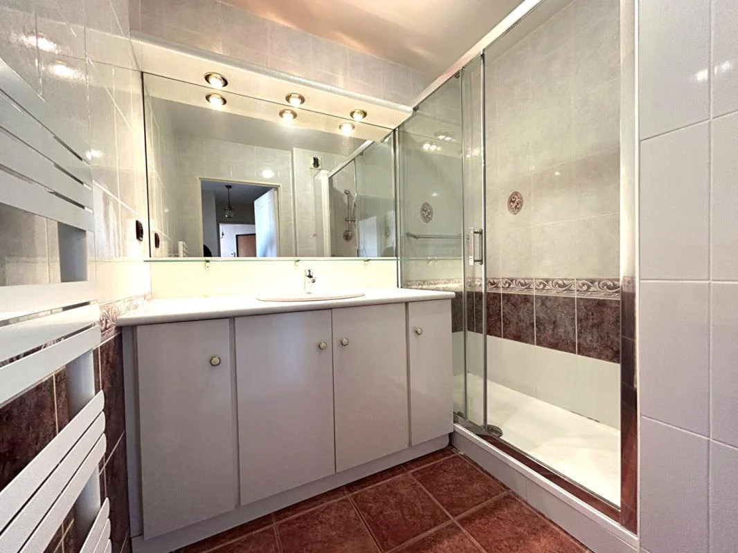 Appartement 3 pièces à vendre à Villeurbanne (69100) - photo 10