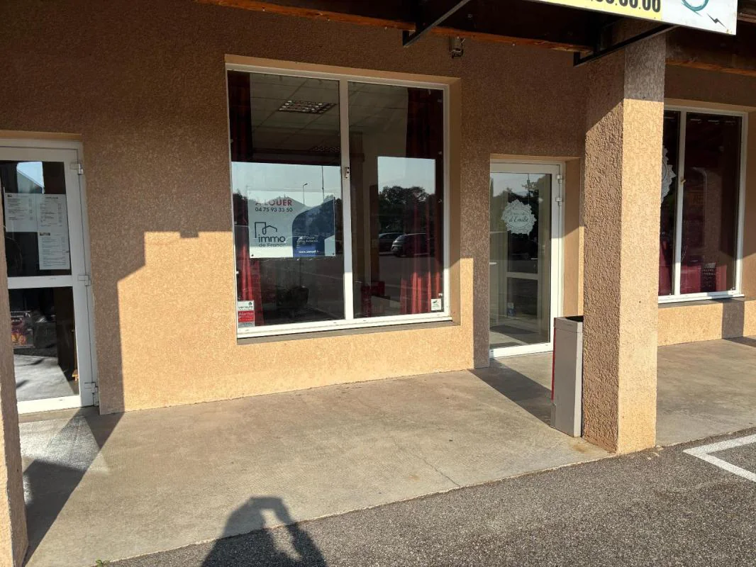 Bureau à louer à Vogüé (07200) - photo 3