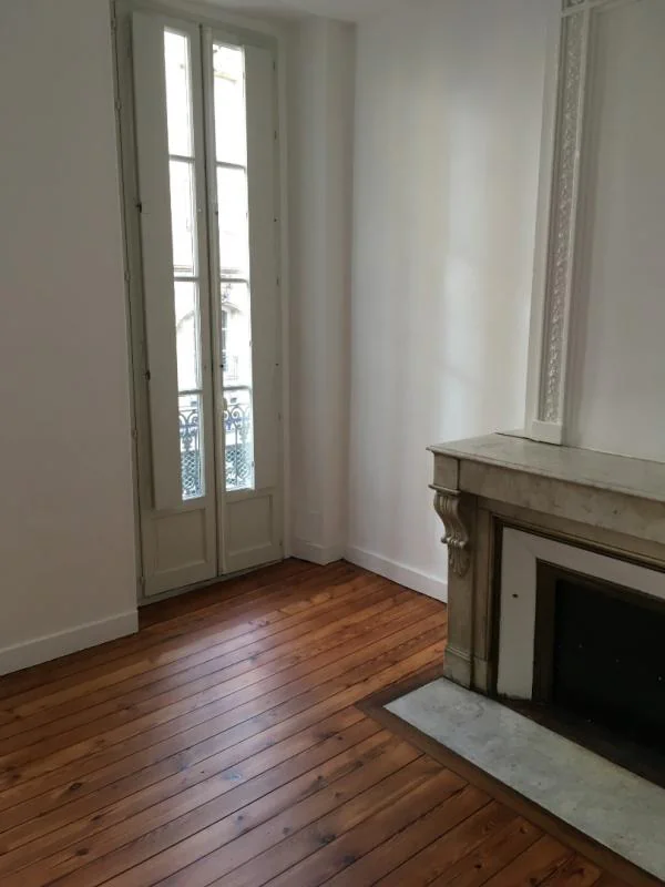Appartement 3 pièces à louer à Bordeaux (33000) - photo 1