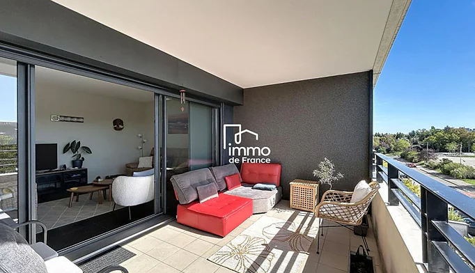 Appartement 4 pièces à vendre à Saint-Genis-Pouilly (01630) - photo 2