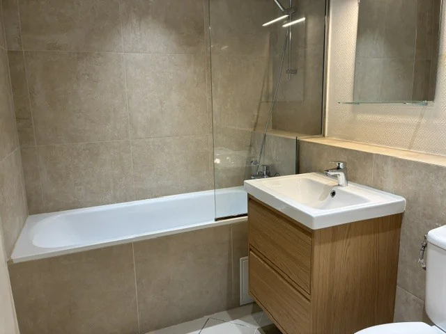 Appartement 5 pièces à louer à Paris (75009) - photo 8