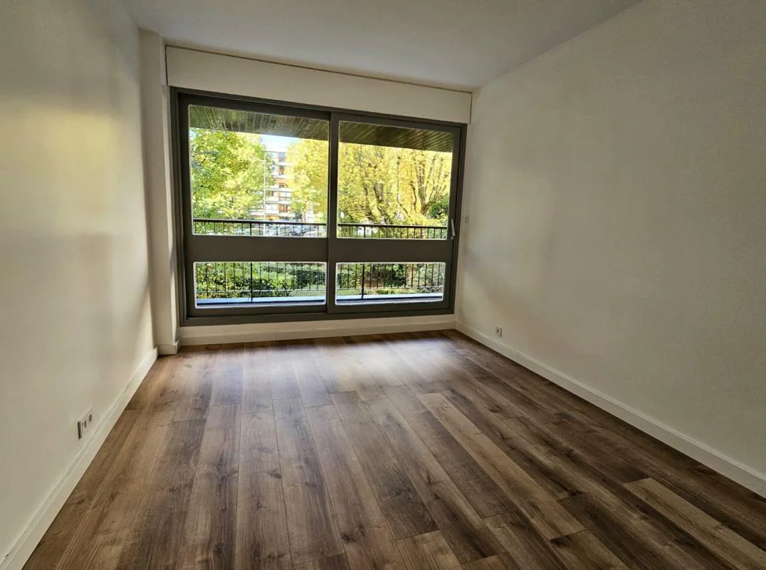 Appartement 5 pièces à louer au Chesnay-Rocquencourt (78150) - photo 8