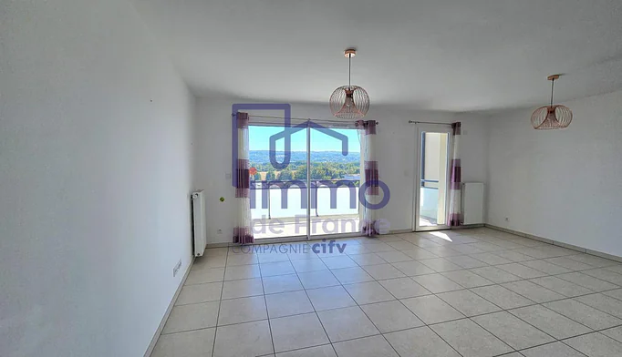 Appartement 3 pièces à vendre à Isle-d'Abeau (38080) - photo 2