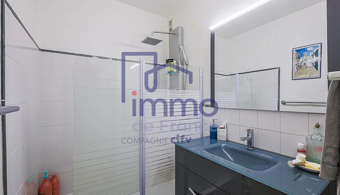 Appartement 3 pièces à vendre au Pont-de-Claix (38800) - photo 4