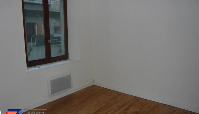 Appartement 2 pièces à louer à Cluses (74300) - photo 4