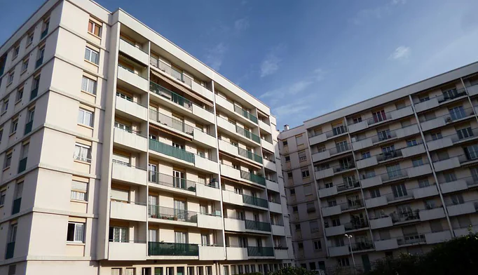 Parking / Box à louer à Villeurbanne (69100) - photo 1