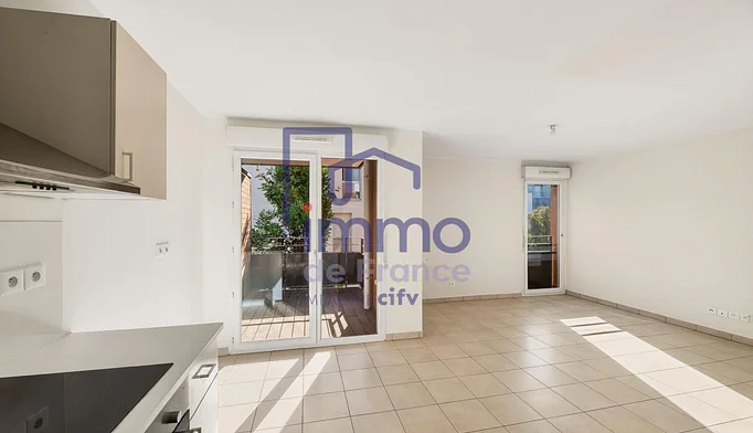Appartement 3 pièces à vendre à Meyzieu (69330) - photo 2