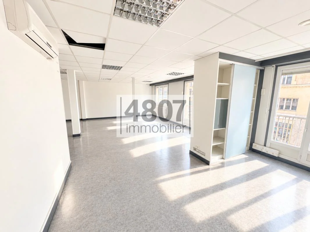 Appartement 3 pièces à vendre à Annecy (74000) - photo 2