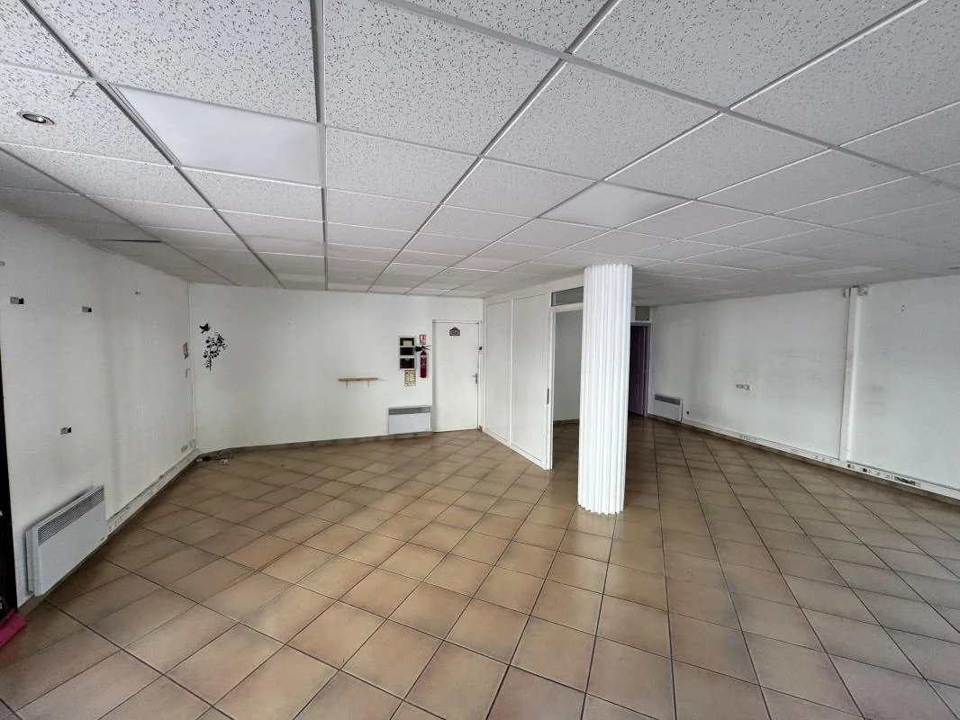 Bureau à louer à Rodez (12000) - photo 7