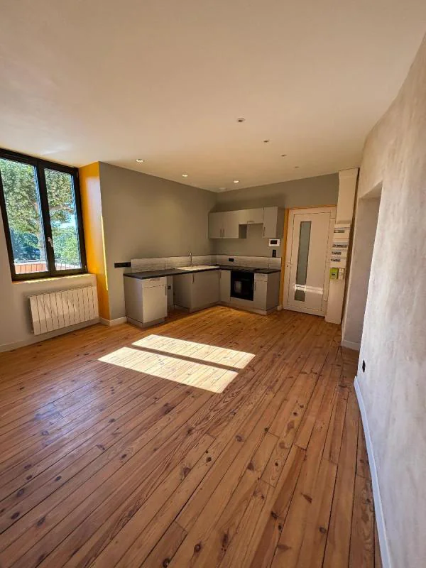 Appartement 2 pièces à louer à Crest (26400) - photo 1
