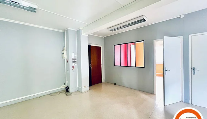 Bureau à louer à Rouen (76000) - photo 11