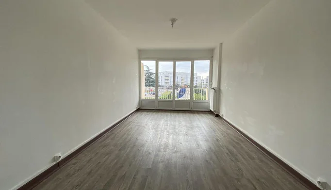 Appartement 3 pièces à louer à Bourg-lès-Valence (26500) - photo 2