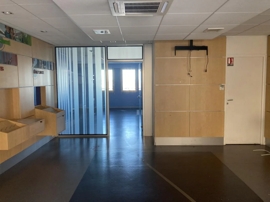 Bureau à louer à Rodez (12000) - photo 5