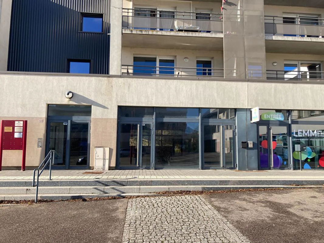 Bureau à louer à Chaligny (54230) - photo 10